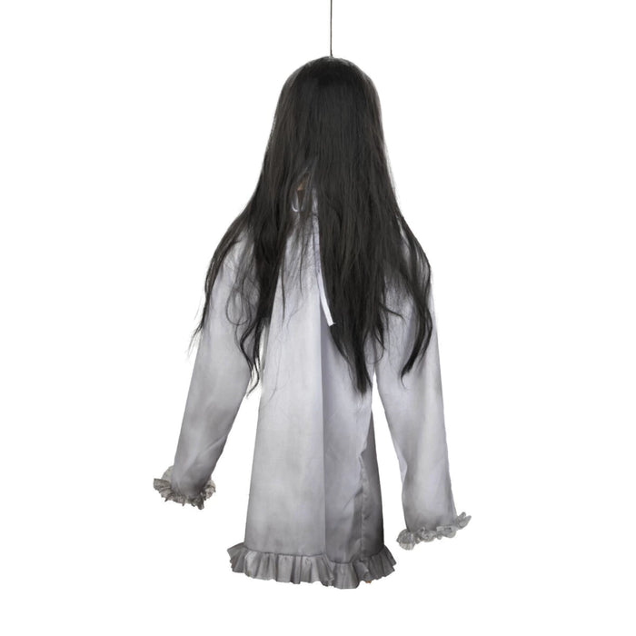 Colgante de Halloween niña fantasma con pelo largo negro y vestido blanco (vista 3)