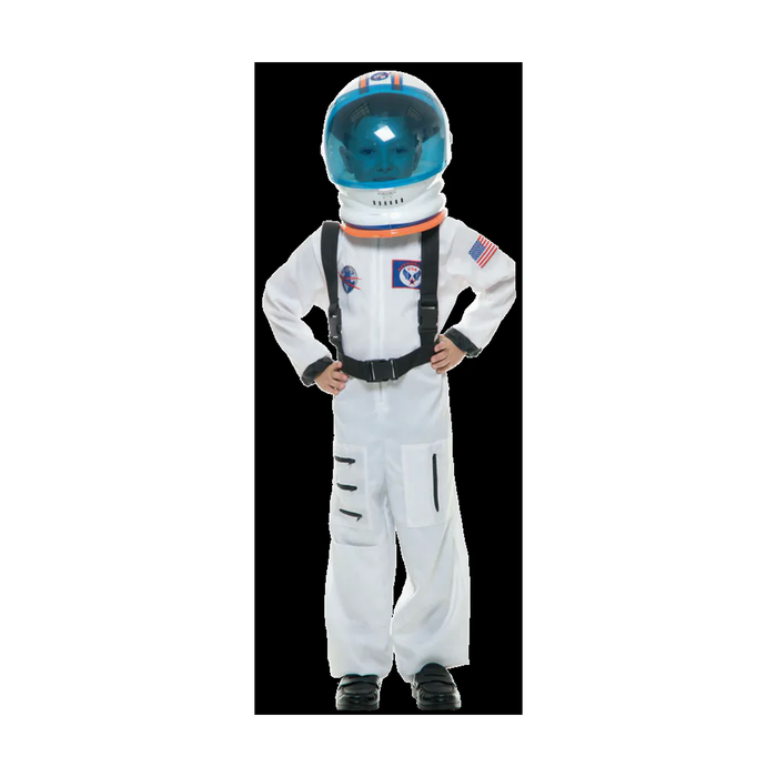 Niño con disfraz de astronauta, enterito blanco con arnés negro y parches, con casco de referencia