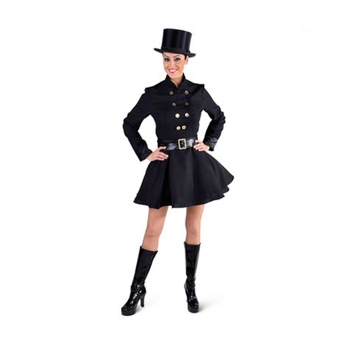 Mujer con vestido negro de deshollinadora