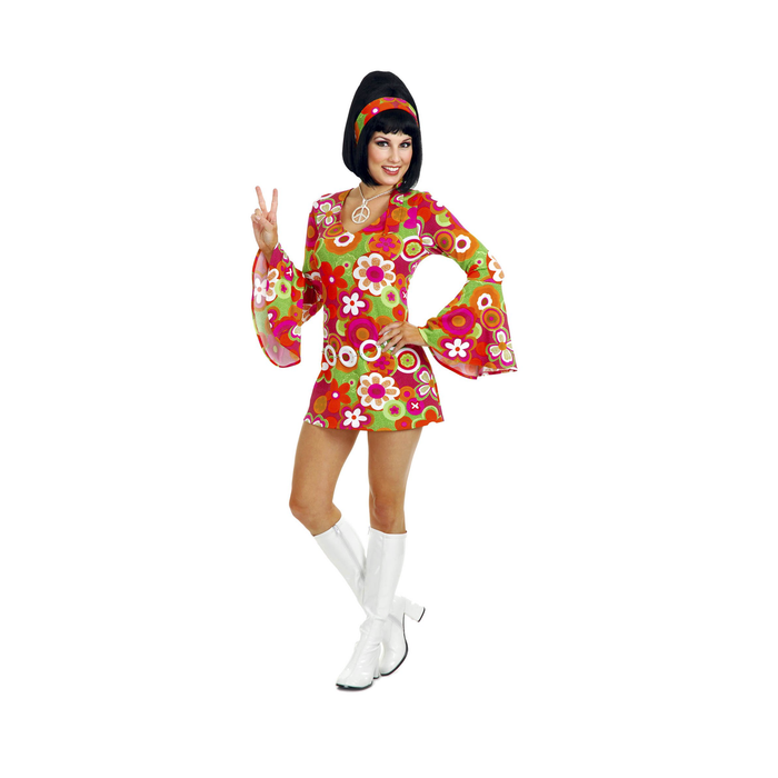 Mujer con vestido corto estampado con flores de colores, mangas acampanadas y cintillo
