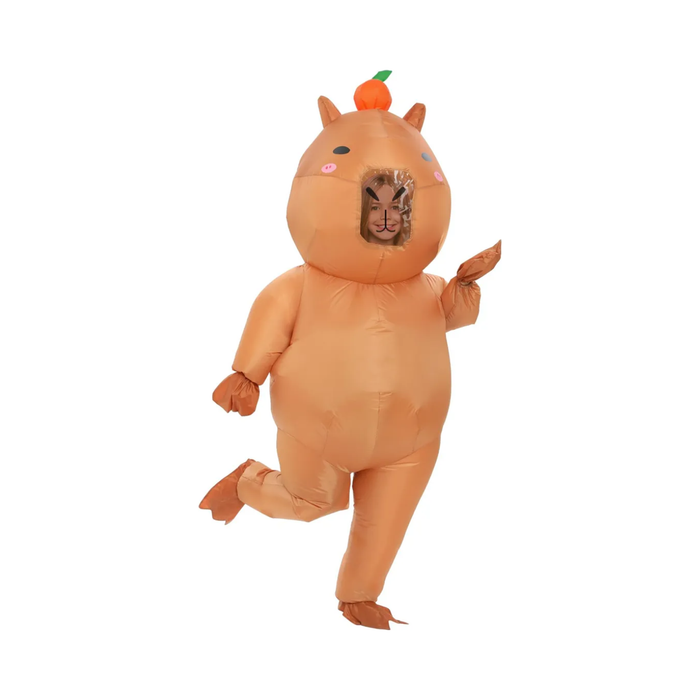 Disfraz inflable infantil de capibara café con naranja en la cabeza y visor para la cara