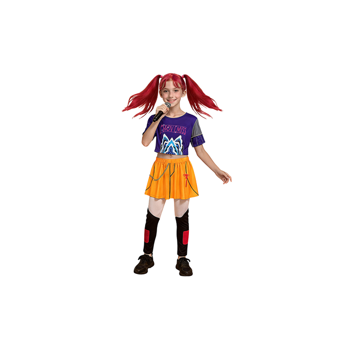 Niña con disfraz K-pop de polera morada y falda naranja