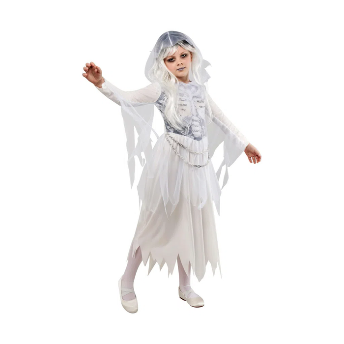 Niña con disfraz de fantasma: vestido blanco con capucha, estampado de esqueleto y bordes rasgados