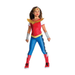 Niña con disfraz de Mujer Maravilla Super Hero Girls