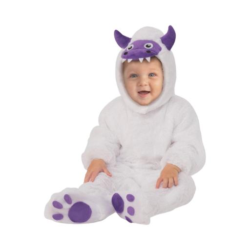 Bebé con disfraz de yeti, mono blanco peludo con capucha de cuernos morados y botines con patitas moradas