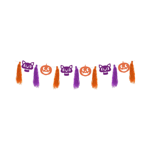 Guirnalda de Halloween con caritas de gato moradas, calabazas naranjas y flecos morados y naranjos