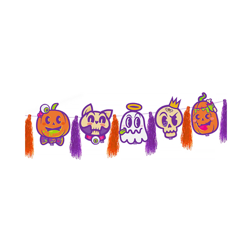 Guirnalda de Halloween con calabazas, gato calavera, fantasma y calavera con flecos naranjos y morados