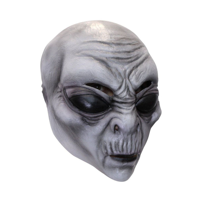 Máscara de alien gris con grandes ojos negros y boca esquelética