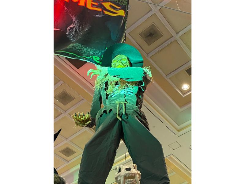 PREVENTA Animatronic Espantapájaros 213 Cm