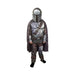 Niño con disfraz de Mandalorian: casco plateado, traje con armadura estampada y capa gris