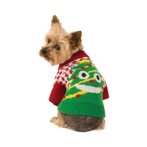 Perro con suéter navideño verde con árbol de Navidad sonriente y mangas rojas