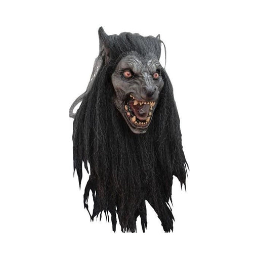 Máscara de hombre lobo gris con pelo largo negro, ojos rojizos y boca abierta con colmillos