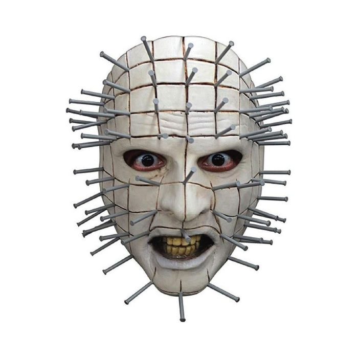 Máscara de Pinhead de Hellraiser III, cara blanca con cuadrícula y clavos