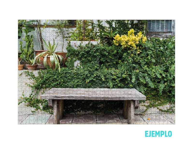 Ejemplo de puzzle personalizado con foto de jardín y banca